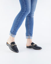 Load image into Gallery viewer, VICKY