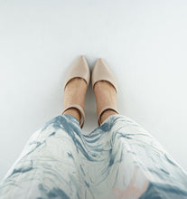 Load image into Gallery viewer, APRIL