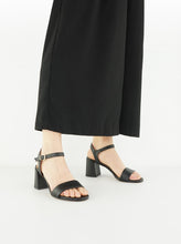 Load image into Gallery viewer, AURI