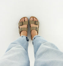 Load image into Gallery viewer, EARTH