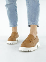 Load image into Gallery viewer, ZENA