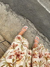 Load image into Gallery viewer, ALMA