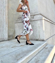 Load image into Gallery viewer, APRIL