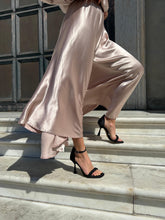 Load image into Gallery viewer, ARI