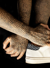 Load image into Gallery viewer, BLINK