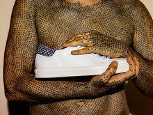 Load image into Gallery viewer, BLINK