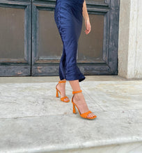 Load image into Gallery viewer, CAIRO