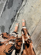 Load image into Gallery viewer, CELIA