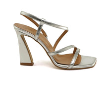 Load image into Gallery viewer, CORAL