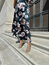 Load image into Gallery viewer, CORAL