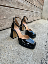 Load image into Gallery viewer, JONA