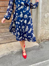 Load image into Gallery viewer, POLLY