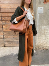 Load image into Gallery viewer, FLO