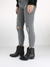 Load image into Gallery viewer, 2635