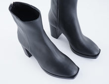 Load image into Gallery viewer, TORY