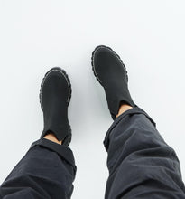 Load image into Gallery viewer, BYRON