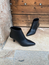 Load image into Gallery viewer, ANDI