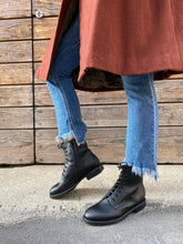 Load image into Gallery viewer, ESTER