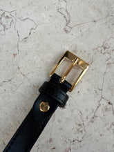 Load image into Gallery viewer, VSI DRINA Cintura nera fina mela fibbia quadrata oro vegan ecologica
