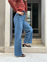 Load image into Gallery viewer, VSI CLIVY Sandali vegan neri mais intreccio tacco largo cinturino Made in Italy
