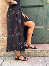Load image into Gallery viewer, VSI ORY Sandali vegan neri mais cut-out tacco largo cinturino Made in Italy
