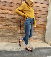 Load image into Gallery viewer, BETH
