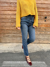 Load image into Gallery viewer, BETH
