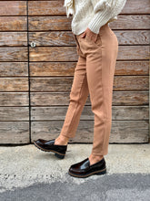 Load image into Gallery viewer, BRAY
