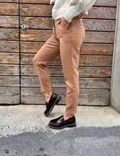 Load image into Gallery viewer, BRAY
