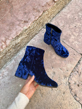 Load image into Gallery viewer, DENA
