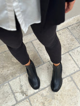 Load image into Gallery viewer, LANNA
