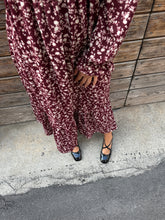 Load image into Gallery viewer, MEGGY
