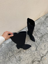 Load image into Gallery viewer, NIA
