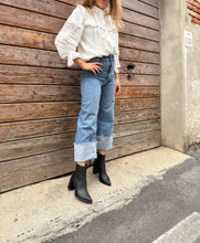 Load image into Gallery viewer, NIAS
