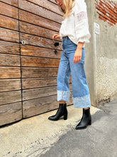 Load image into Gallery viewer, NIAS
