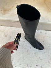 Load image into Gallery viewer, CORINNE
