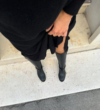 Load image into Gallery viewer, OLIVER
