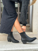 Load image into Gallery viewer, SIERRA
