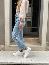 Load image into Gallery viewer, VIGO
