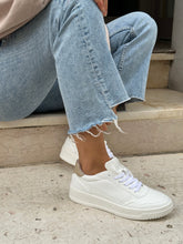 Load image into Gallery viewer, VIGO
