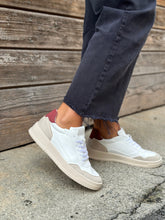 Load image into Gallery viewer, VIGO
