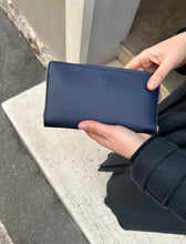 Load image into Gallery viewer, LANDI
