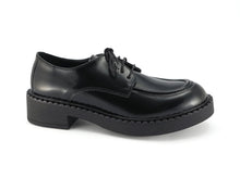 Load image into Gallery viewer, CLOE
