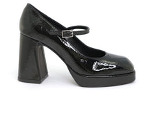 Load image into Gallery viewer, MAGDA
