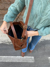 Load image into Gallery viewer, BABI
