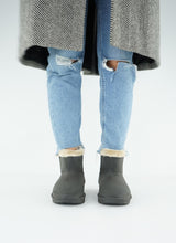 Load image into Gallery viewer, BUCANEVE
