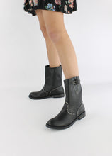 Load image into Gallery viewer, MACRI
