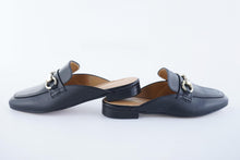 Load image into Gallery viewer, VICKY
