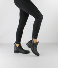 Load image into Gallery viewer, MIETI
