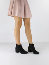 Load image into Gallery viewer, SINNI
